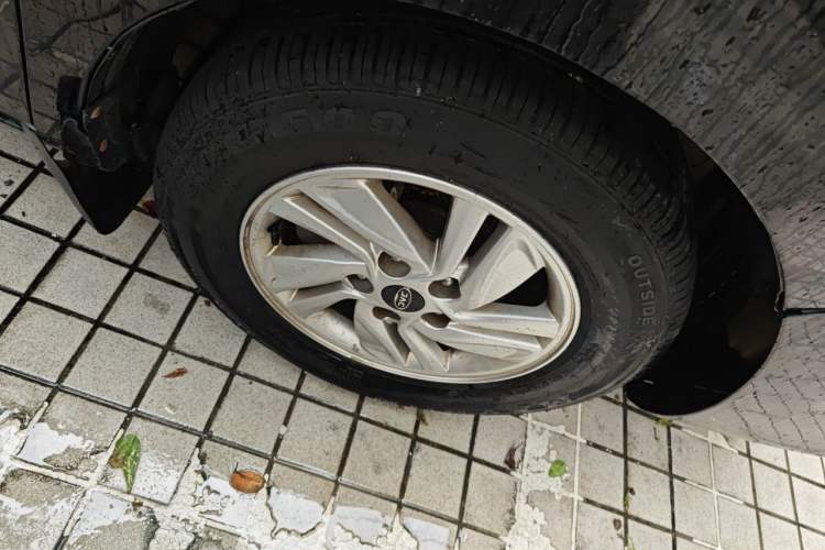 Used JAC Refine M4 2019 Business Series 1.9T Diesel Manual Business Edition Right Front Wheel Hub