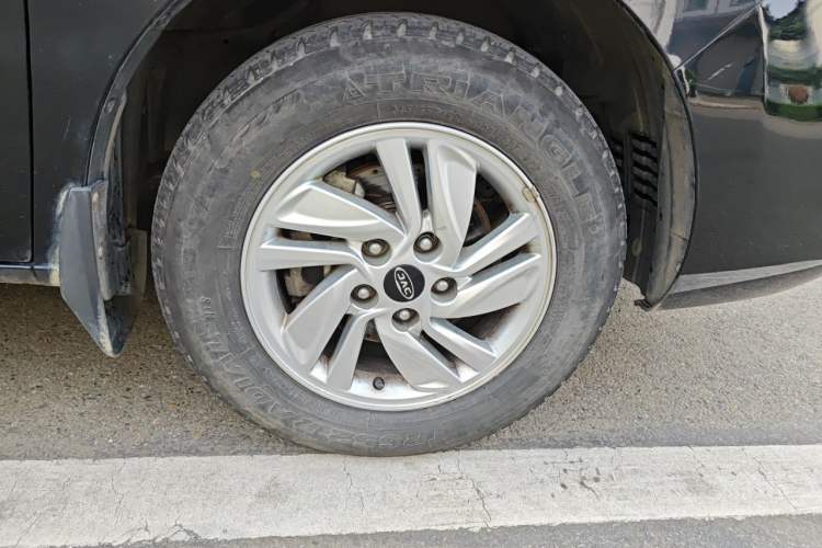 Used JAC Refine M4 2019 Business Series 2.0L Manual - China VI Standard Right Front Wheel Hub