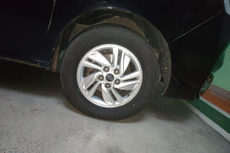 Used JAC Refine M4 2019 Business & Travel Series 2.0L Manual Comfort Model China V Standard Right Front Wheel Hub