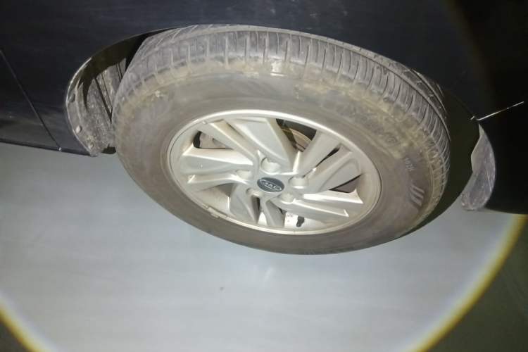 Used JAC Refine M4 2019 Business Series 2.0L Manual - China VI Standard Right Front Wheel Hub