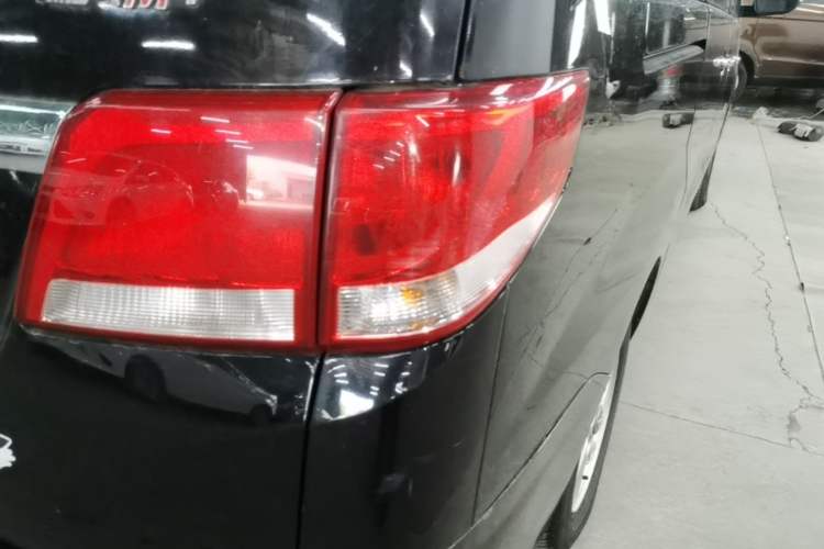 Used JAC Refine M4 2019 Business & Travel Series 2.0L Manual Comfort Model China V Standard Right Rear Taillight