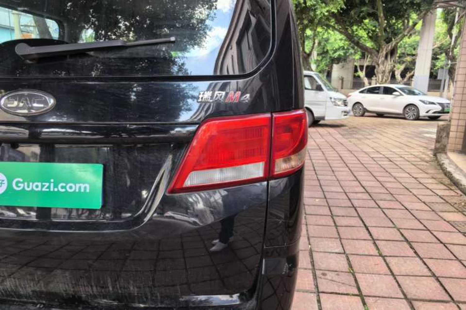 Used JAC Refine M4 2019 Business & Travel Series 2.0L Manual Comfort Model China VI Right Rear Taillight
