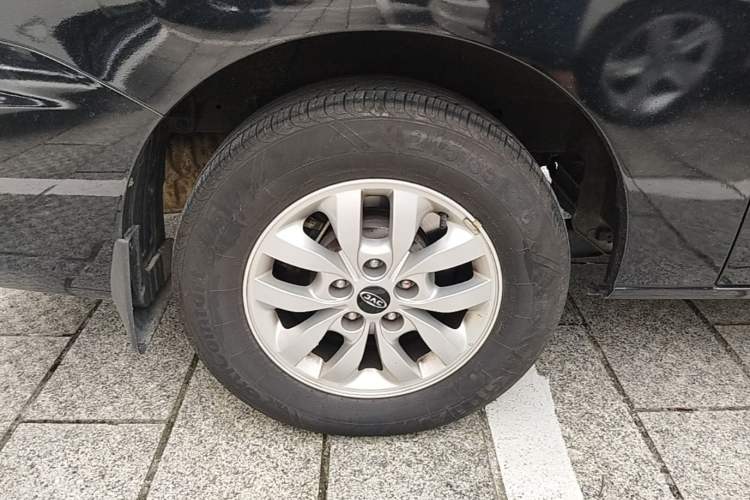 Used JAC Refine M4 2019 2.0T DCT Executive Edition Right Rear Wheel Hub