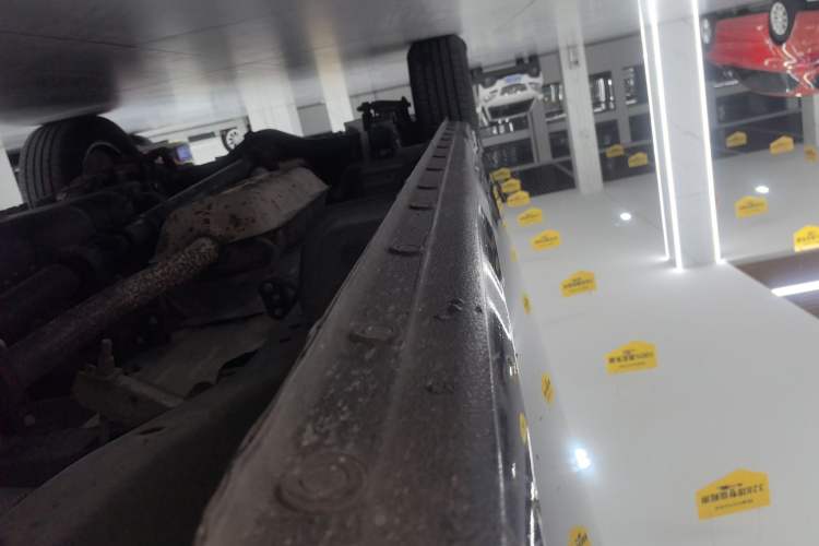 Used JAC Refine M4 2019 Business Series 2.0L Manual - China VI Standard Right Side Sill