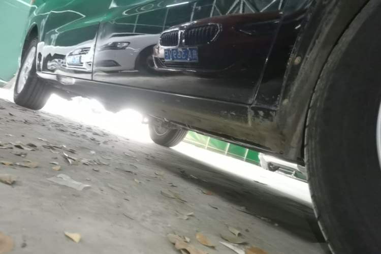 Used JAC Refine M4 2019 Business & Travel Series 2.0L Manual Comfort Model China V Standard Right Side Sill