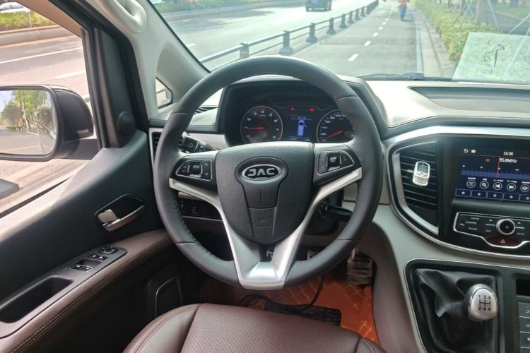 Used JAC Refine M4 2019 Business Series 2.0L Manual - China VI Standard Steering Wheel