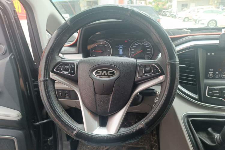 Used JAC Refine M4 2019 Business & Travel Series 1.9T Diesel Manual Comfort Model Steering Wheel