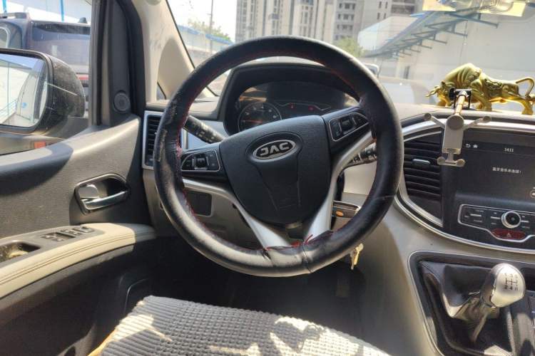 Used JAC Refine M4 2019 Business Series 2.0L Manual - China VI Standard Steering Wheel
