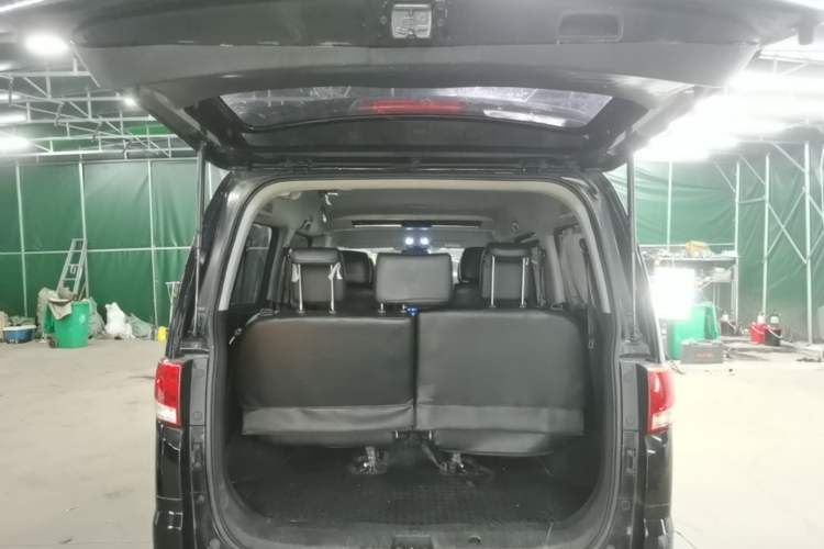 Used JAC Refine M4 2019 Business & Travel Series 2.0L Manual Comfort Model China V Standard Trunk
