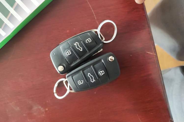 Used JAC Refine M4 2019 Business Series 2.0L Manual - China VI Standard Vehicle Key