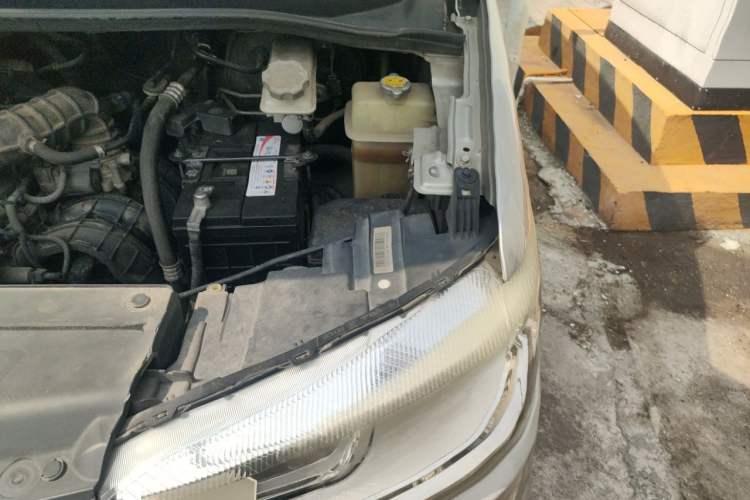 Used JAC Refine M4 2019 Business & Travel Series 2.0L Manual Speed Edition China VI Standard Engine Bay Left