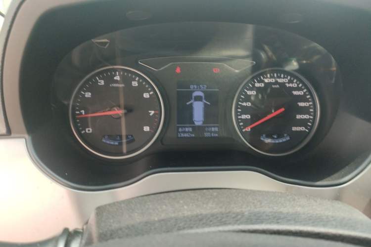 Used JAC Refine M4 2019 Business & Travel Series 2.0L Manual Speed Edition China VI Standard Instrument Cluster