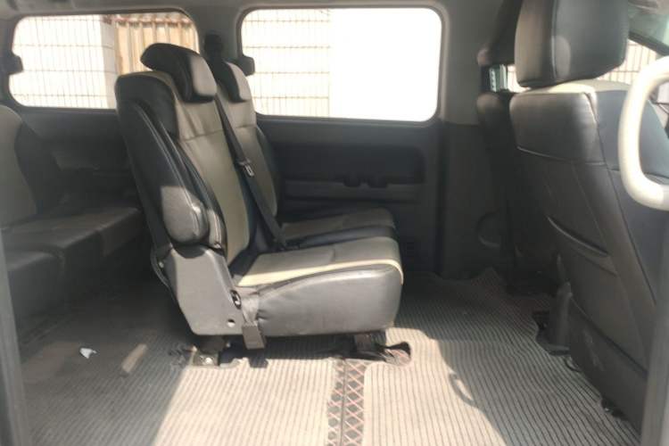 Used JAC Refine M4 2019 Business & Travel Series 2.0L Manual Speed Edition China VI Standard Left Rear Seat