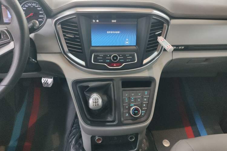 Used JAC Refine M4 2019 Business Series 2.0L Manual - China VI Standard Audio And AC Panel