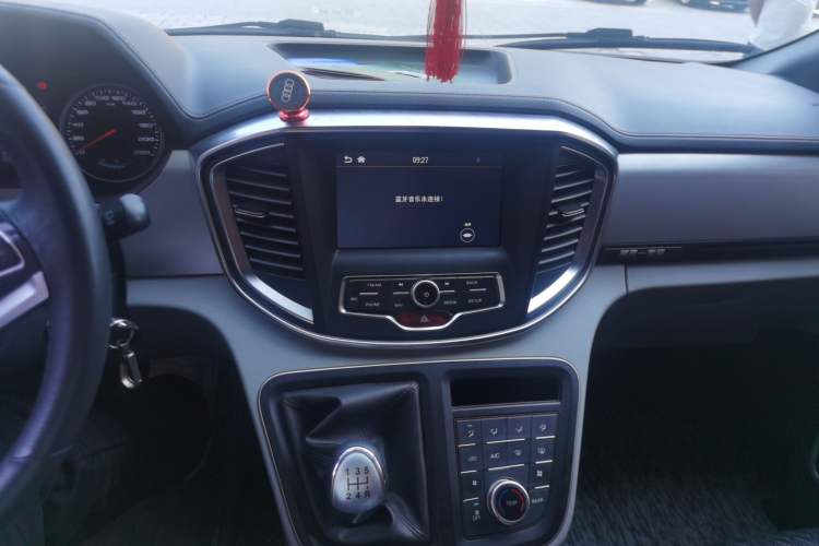 Used JAC Refine M4 2019 Business Series 2.0L Manual Business Version China V Standard Audio And AC Panel