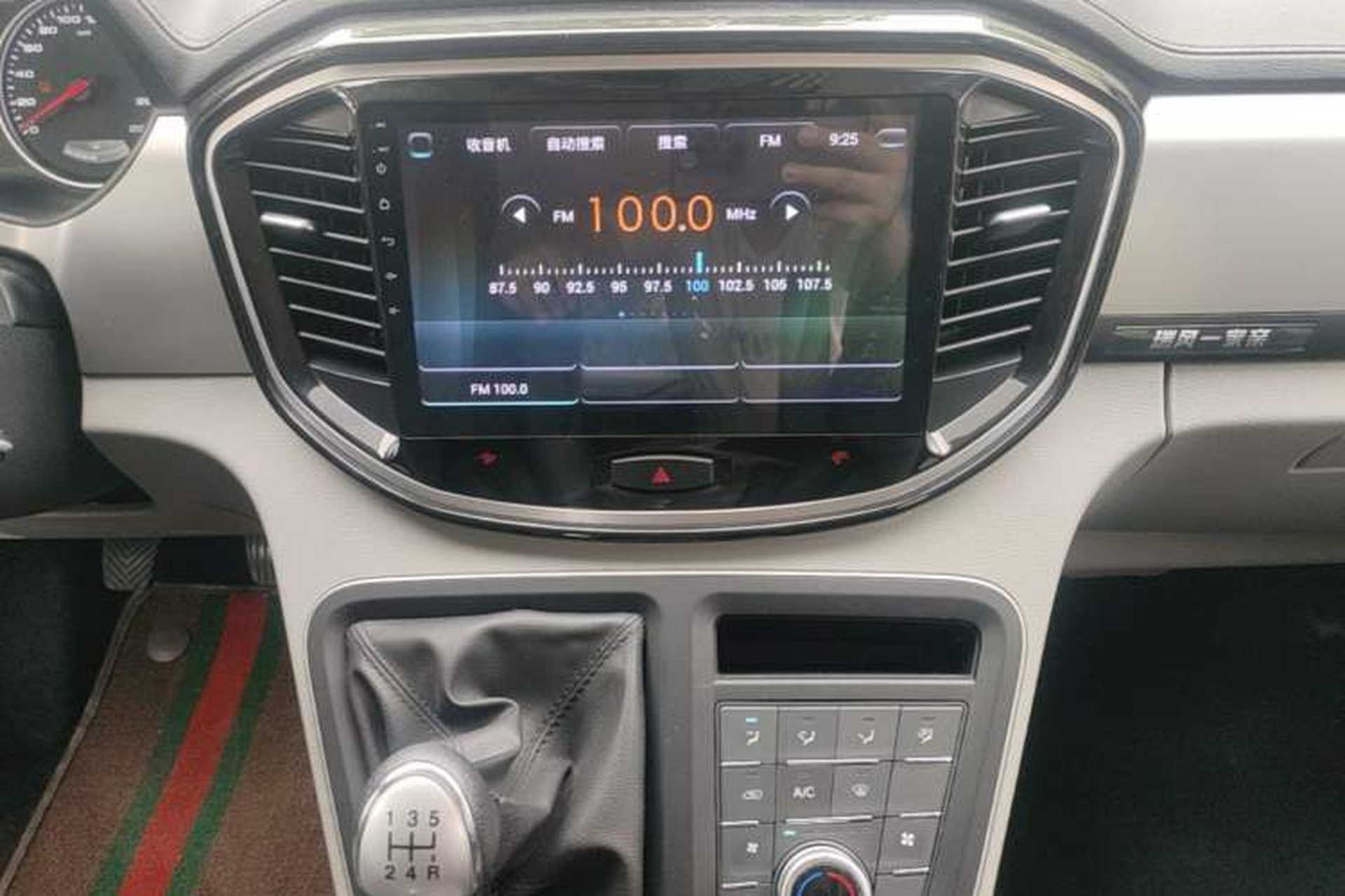 Used JAC Refine M4 2019 Business & Travel Series 2.0L Manual Comfort Model China VI Audio And AC Panel
