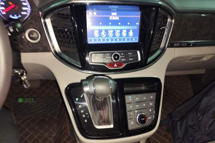 Used JAC Refine M4 2019 2.0T DCT Executive Edition Audio And AC Panel
