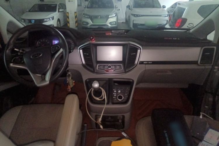 Used JAC Refine M4 2019 Business & Travel Series 2.0L Manual Speed Delivery Version China V Standard Center Console