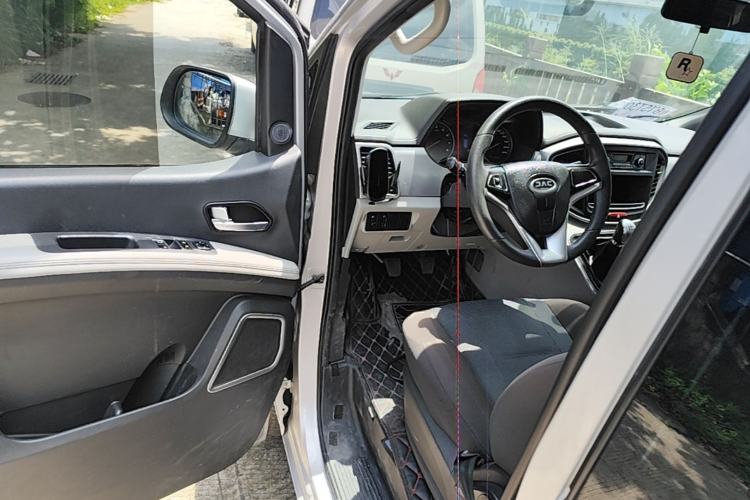 Used JAC Refine M4 2019 Business & Travel Series 2.0L Manual Comfort Model China VI Driver Seat