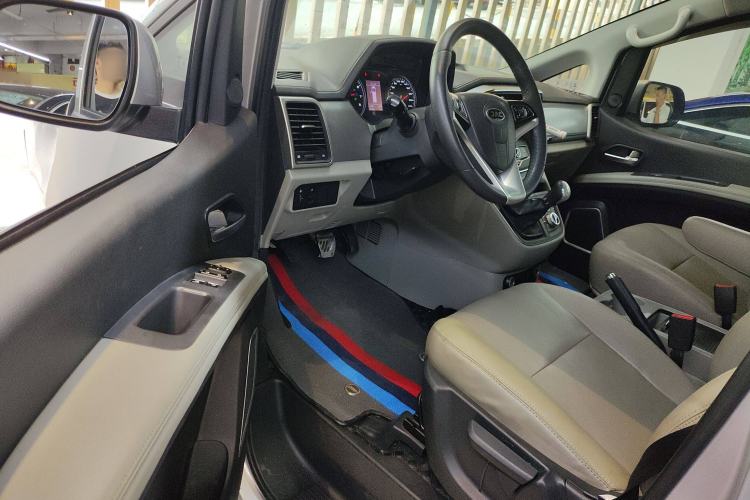 Used JAC Refine M4 2019 Business Series 2.0L Manual - China VI Standard Driver Seat