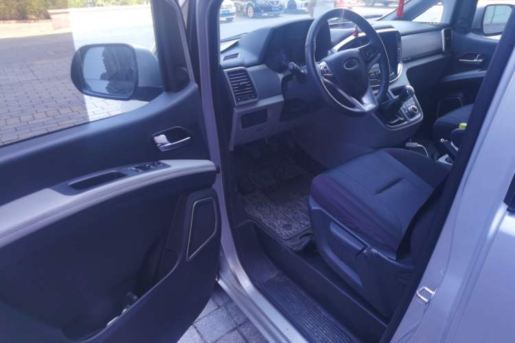 Used JAC Refine M4 2019 Business Series 2.0L Manual Business Version China V Standard Driver Seat