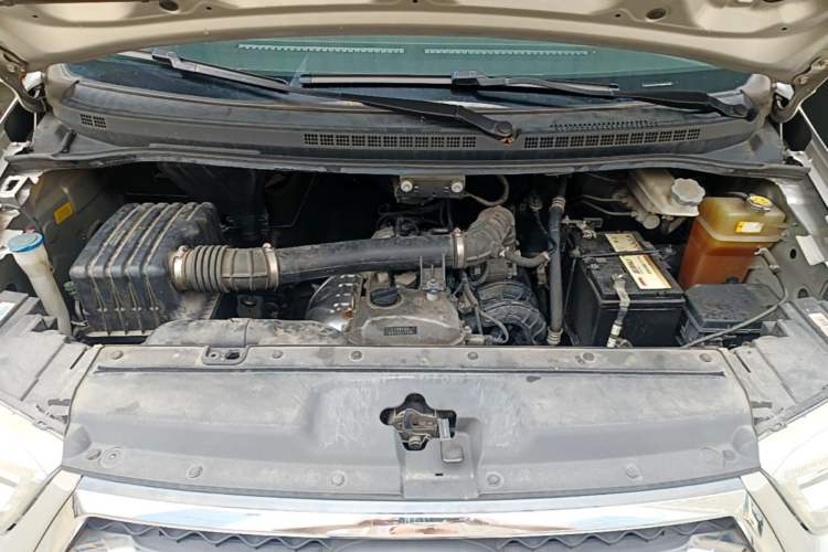 Used JAC Refine M4 2019 Business & Travel Series 2.0L Manual Comfort Model China VI Engine Bay