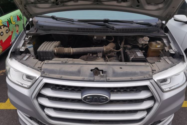 Used JAC Refine M4 2019 Business & Travel Series 2.0L Manual Speed Edition China VI Standard Engine Bay