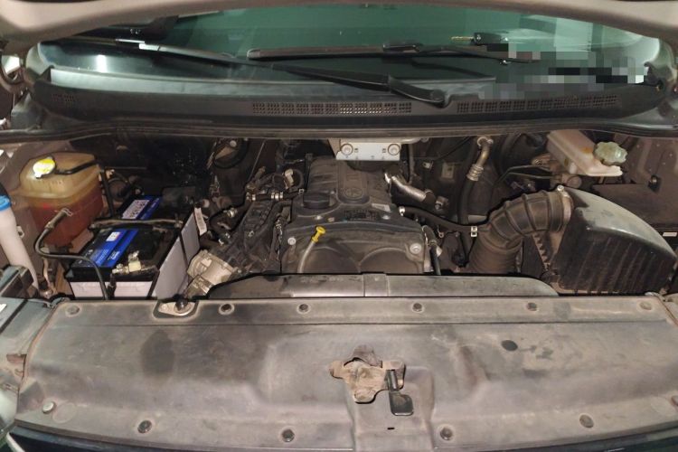 Used JAC Refine M4 2019 2.0T DCT Executive Edition Engine Bay