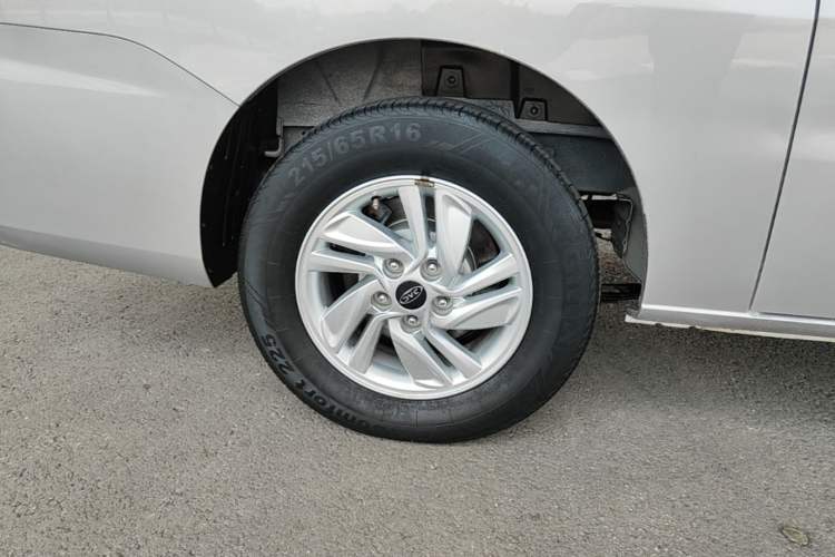 Used JAC Refine M4 2019 Business Series 2.0L Manual - China VI Standard Exterior 5
