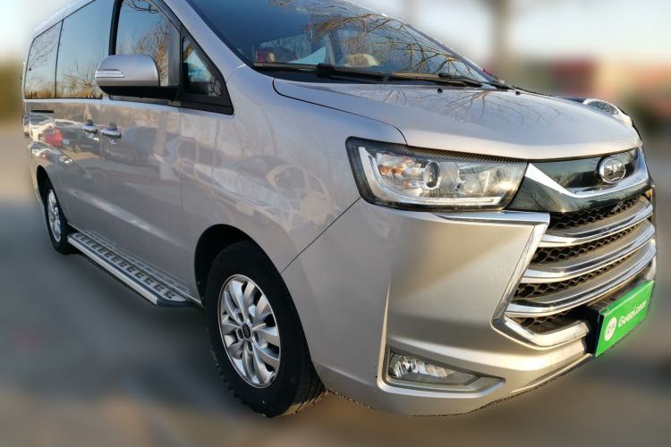 Used JAC Refine M4 2019 Joyful Series 2.0L Manual Business Model China VI Front Right 45 Deg