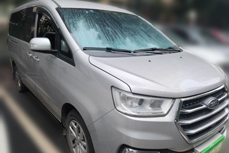 Used JAC Refine M4 2019 Business & Travel Series 2.0L Manual Comfort Model China VI Front Right 45 Deg
