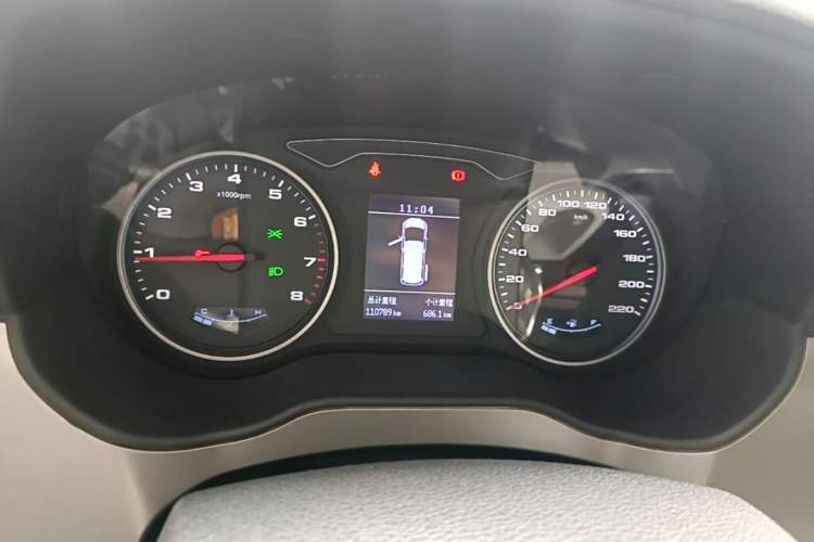 Used JAC Refine M4 2019 Business & Travel Series 2.0L Manual Comfort Model China VI Instrument Cluster