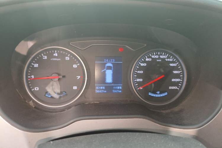 Used JAC Refine M4 2019 Business & Travel Series 2.0L Manual Comfort Model China VI Instrument Cluster
