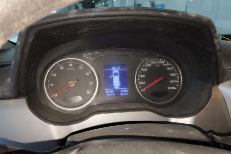Used JAC Refine M4 2019 Business & Travel Series 2.0L Manual Speed Delivery Version China V Standard Instrument Cluster