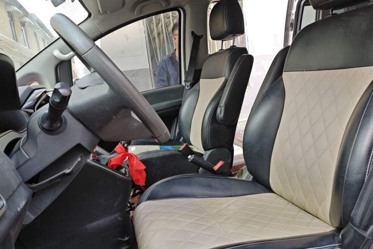 Used JAC Refine M4 2019 Business & Travel Series 2.0L Manual Speed Edition China VI Standard Left Front Seat
