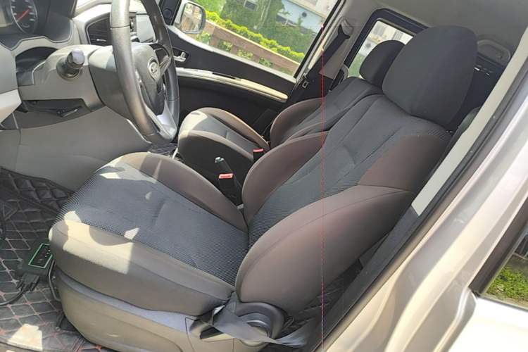 Used JAC Refine M4 2019 Business & Travel Series 2.0L Manual Comfort Model China VI Left Front Seat
