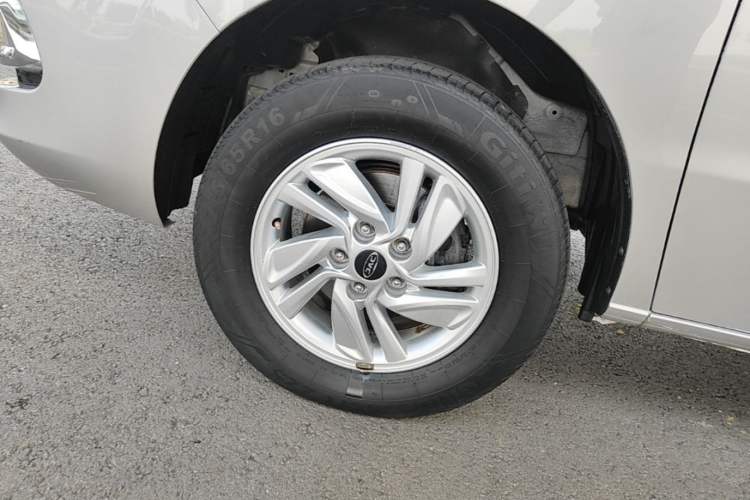 Used JAC Refine M4 2019 Business Series 2.0L Manual - China VI Standard Left Front Wheel Hub