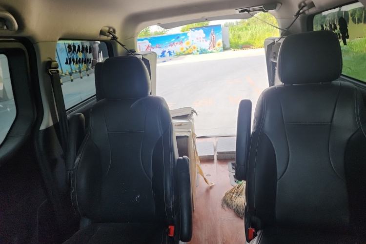 Used JAC Refine M4 2019 Joyful Series 2.0L Manual Comfort Model China VI Standard Left Rear Seat