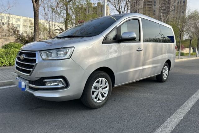 Used JAC Refine M4 2019 Business & Travel Series 2.0L Manual Comfort Model China VI