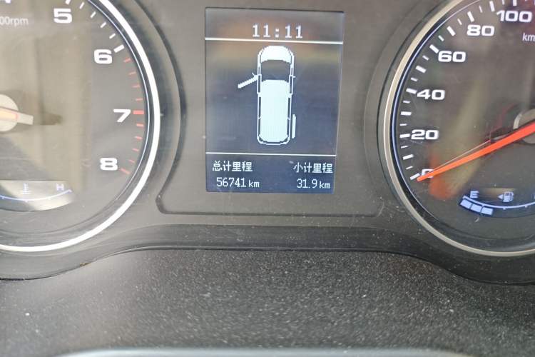 Used JAC Refine M4 2019 Business & Travel Series 2.0L Manual Speed Edition China VI Standard Odometer Close Up