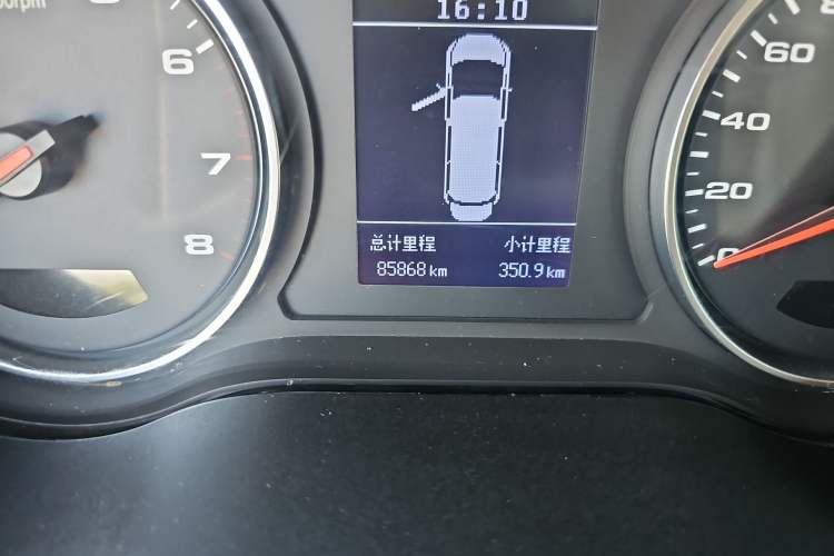 Used JAC Refine M4 2019 Business Series 2.0L Manual - China VI Standard Odometer Close Up
