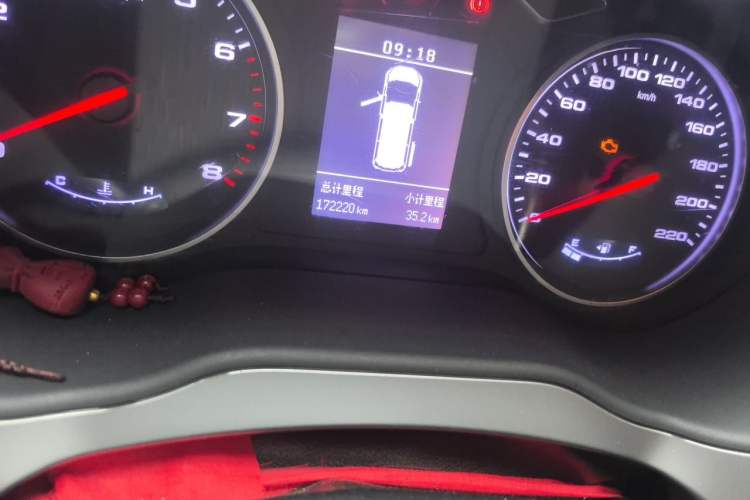 Used JAC Refine M4 2019 Business & Travel Series 2.0L Manual Comfort Model China VI Odometer Close Up