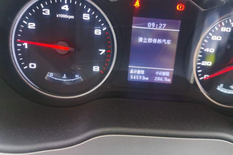 Used JAC Refine M4 2019 Business Series 2.0L Manual Business Version China V Standard Odometer Close Up