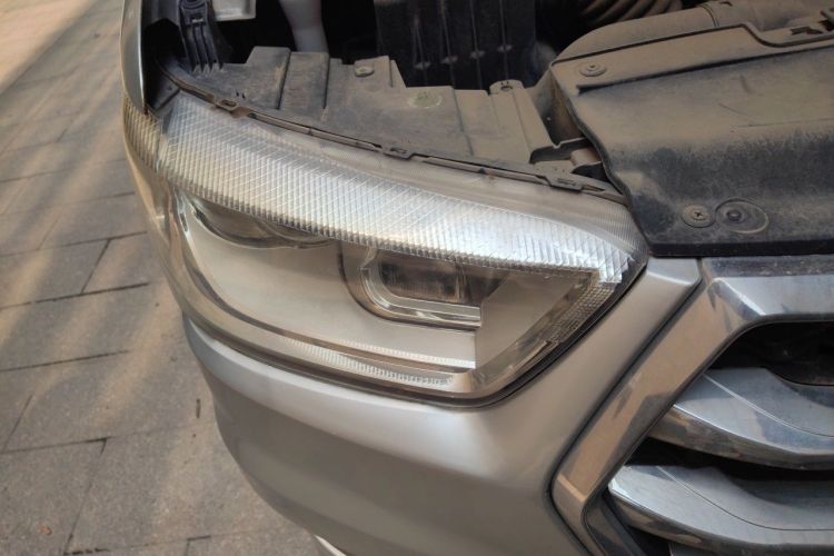 Used JAC Refine M4 2019 Business & Travel Series 2.0L Manual Comfort Model China V Standard Right Front Headlight