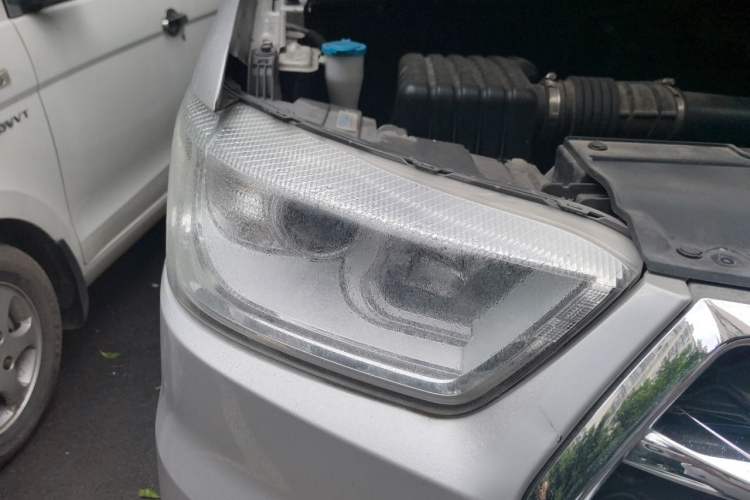 Used JAC Refine M4 2019 Business & Travel Series 2.0L Manual Comfort Model China VI Right Front Headlight