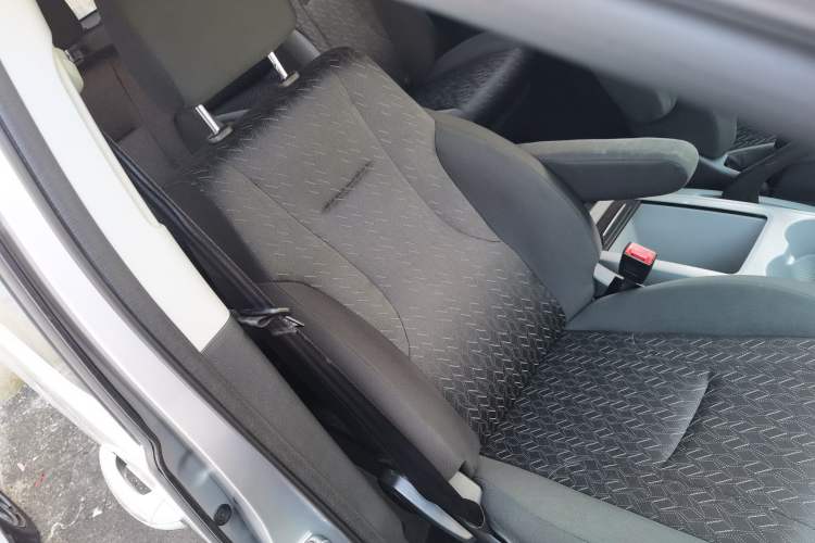 Used JAC Refine M4 2019 Business & Travel Series 2.0L Manual Comfort Model China V Standard Right Front Seat