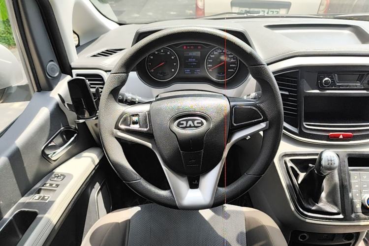 Used JAC Refine M4 2019 Business & Travel Series 2.0L Manual Comfort Model China VI Steering Wheel