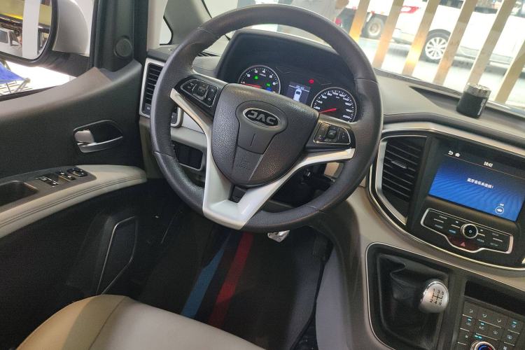 Used JAC Refine M4 2019 Business Series 2.0L Manual - China VI Standard Steering Wheel