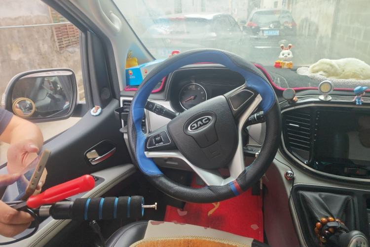 Used JAC Refine M4 2019 Business & Travel Series 2.0L Manual Comfort Model China VI Steering Wheel