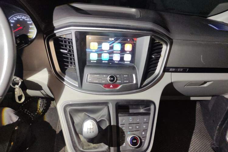 Used JAC Refine M4 2019 Business Series 2.0L Manual - China VI Standard Audio And AC Panel
